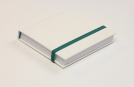 Elastiek (donker) groen plat