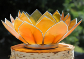 Lotus sfeerlicht geel 3e chakra zilverrand 