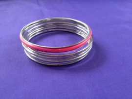 Leuke 7 delige armband met roze