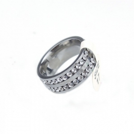Ring met dubbele band strass steentjes