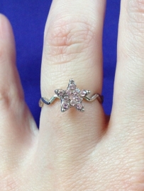 Leuke ring met strass