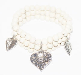 Witte armband met bedels