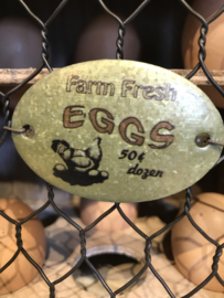 Houten eierkastje gaas Farm Fresh Eggs