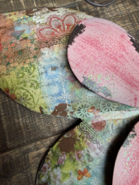 Grote ijzeren deco vlinder roze 47*37