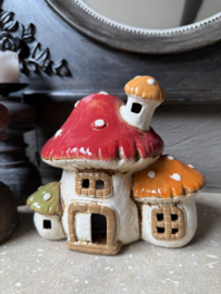 Waxinelichthouder paddenstoelen huis 17*12*16