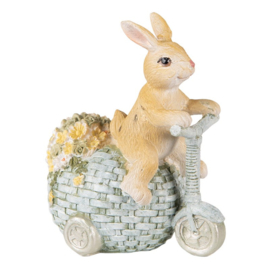 Decoratie konijn op driewieler