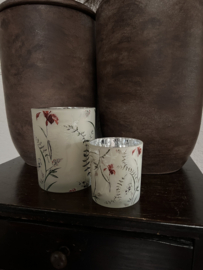 Set van 2 waxinelichthouders bloemen beige