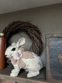 Decoratie konijn textiel beige 26*15*23
