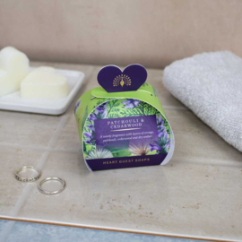 Tasje met 3 hartzeepjes Patchouli & Cederwood