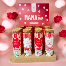 Glazen buisje gevuld met marshmallows met boodschap