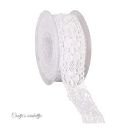 Nostalgisch kanten lint op rol wit 46 mm x 10 meter