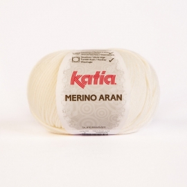 Katia Merino Aran 03 Gebroken wit