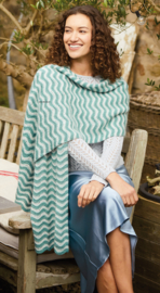 ROWAN Summerlite 4ply en Kidsilk Haze gehaakte Omslagdoek Lychee