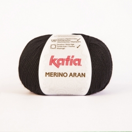 Katia Merino Aran 02 Zwart