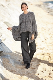 Dinsdag 16-08-2016 Katia Puno Poncho