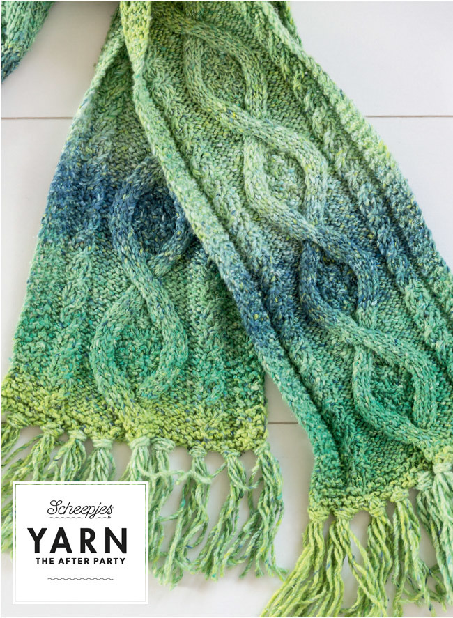 mossy_cabled_shawl4.jpg