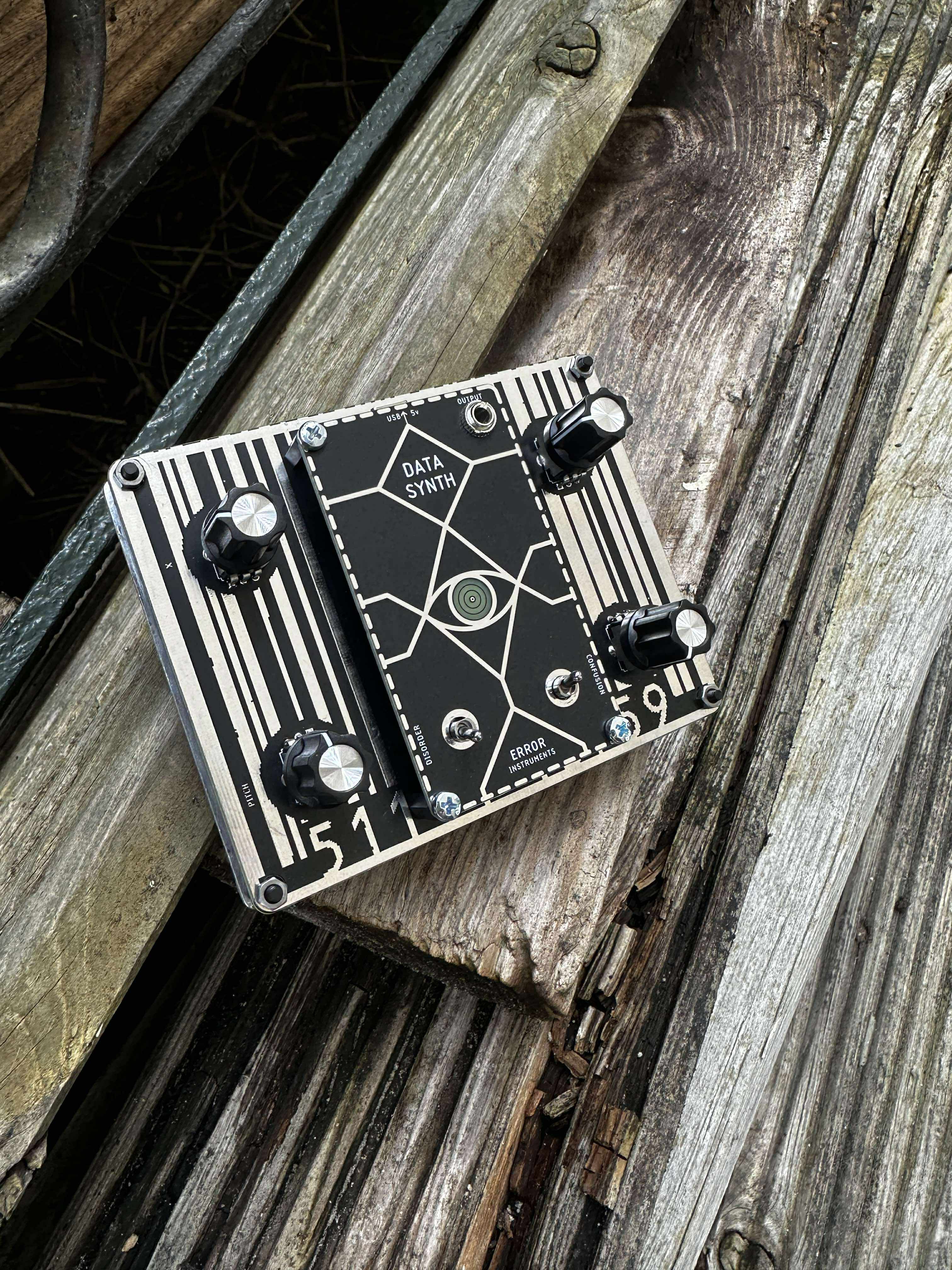 DATA synth  MK3 MG
