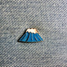 Mountain Pin