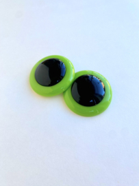 green vintage 80s earrings