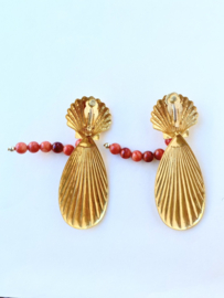 Gold Shell 80S Clip Earrings