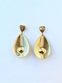 gold earrings  whit blue stone