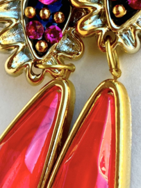 gold vintage clip on whit gems