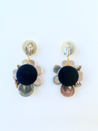 vintage flower 80s earrings