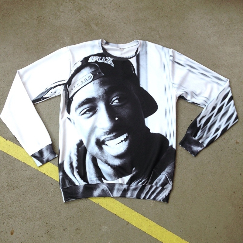 Tupac black/white sweater