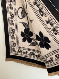 Luxe en heerlijk grote, warme sjaal - bloemmotief