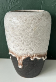 De Steenuil vaas druipglazuur