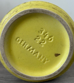 Dumler & Breiden oorvaas geel