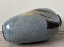 Geglazuurde vaas blauw abstract decor