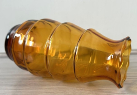 Verreries Doyen vaasje amber