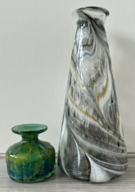 Mdina Glass flesvaas grijs wit