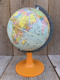 Scan-Globe kleine globe oranje voet