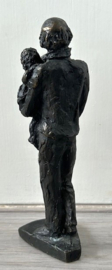 Astrid Koppen sculptuur brons Opa met kleinkind