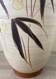 Eiwa sgraffito vaas floraal decor