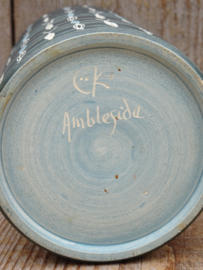 Ambleside Pottery sgraffito vaas