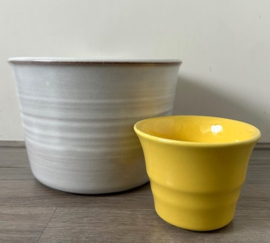 Mobach rechte bloempot mat wit