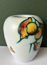 Flora plateel vaasje decor Paola