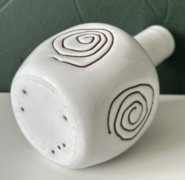 Potterij De Haemstede vaasje cirkel patroon
