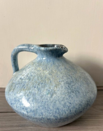 Accolay France kan lichtblauw