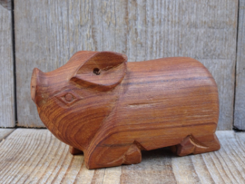 Teakhouten sculptuur varken
