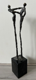 Corry Ammerlaan sculptuur brons Dank 28 cm 