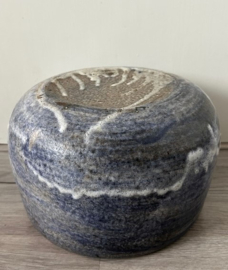 Sierpot blauw wit druipglazuur