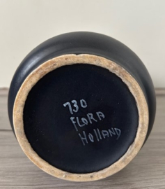 Flora plateel vaasje no. 730 decor Nora