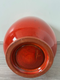 Geglazuurde vaas oranje rood