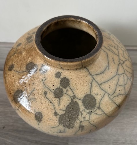 Raku forse vaas