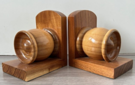 Houten boekensteunen lichtbruin