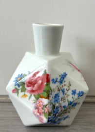 Manita Kieft vaasje porselein